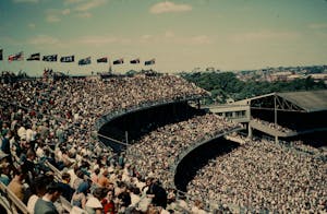 Foto eines vollen Stadions